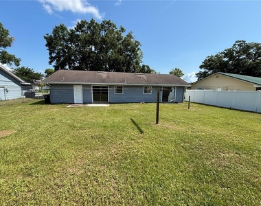 710 Bunker Lane - Photo Thumbnail 18