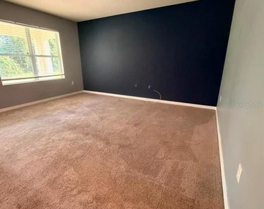 948 Summer Glen Drive - Photo Thumbnail 16