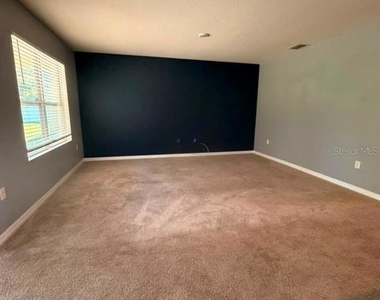 948 Summer Glen Drive - Photo Thumbnail 15