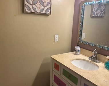 600 Cranes Way - Photo Thumbnail 13