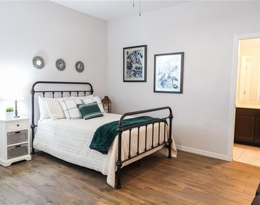 5416 Carrara Court - Photo Thumbnail 21