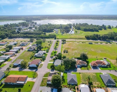 7091 Tamarind Way - Photo Thumbnail 5