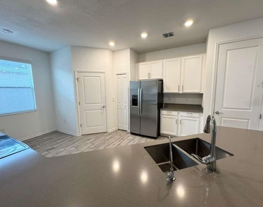 1180 Saguaro Street - Photo Thumbnail 11