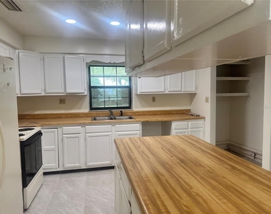 5078 Se 135th Street - Photo Thumbnail 3