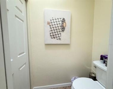 7613 Nw 46th Street - Photo Thumbnail 23