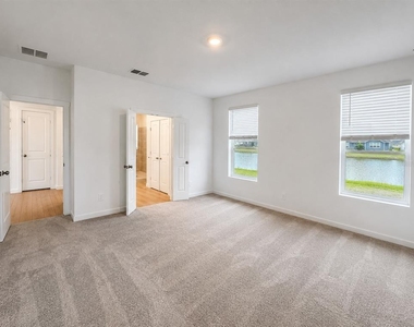 5533 Guava Court - Photo Thumbnail 6