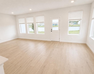 5533 Guava Court - Photo Thumbnail 5