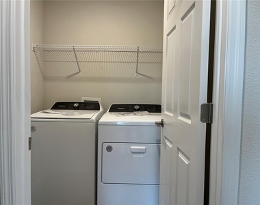7909 Peace Lily Avenue - Photo Thumbnail 15