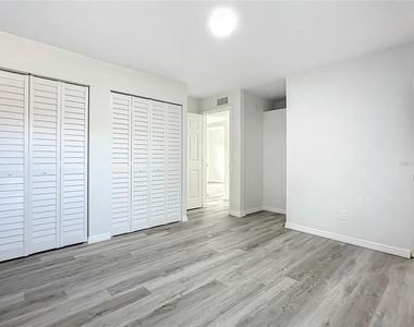 933 Marion Street - Photo Thumbnail 20