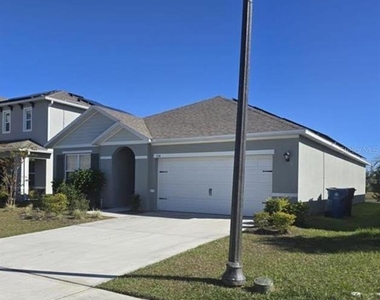 534 Noble Avenue - Photo Thumbnail 1