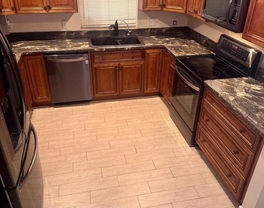 5424 Serene Lane - Photo Thumbnail 7