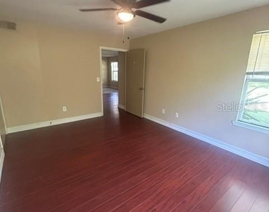 425 Summit Ridge Place - Photo Thumbnail 6