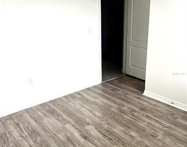 397 Corso Loop - Photo Thumbnail 13