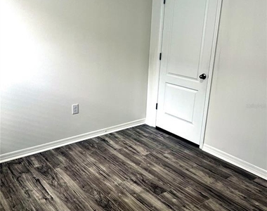 397 Corso Loop - Photo Thumbnail 15