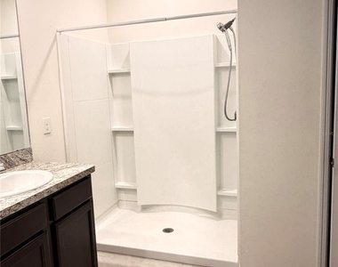 397 Corso Loop - Photo Thumbnail 16