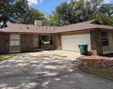 854 Humphrey Boulevard - Photo Thumbnail 1