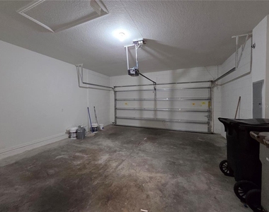 1571 Danisco Place - Photo Thumbnail 12