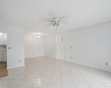 8215 Sun Spring Circle - Photo Thumbnail 24