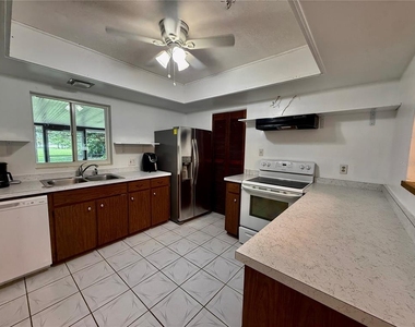 151 S Triplet Lake Drive - Photo Thumbnail 5
