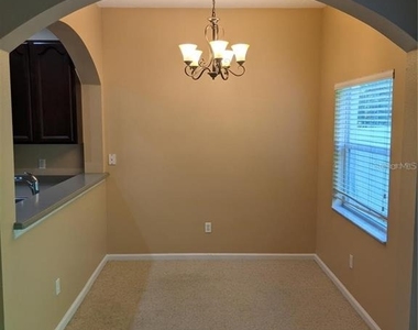 10272 Park Commons Drive - Photo Thumbnail 7