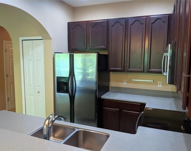 10272 Park Commons Drive - Photo Thumbnail 10