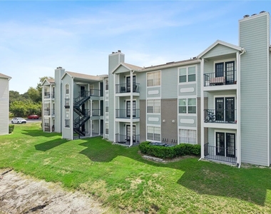 2550 N Alafaya Trail - Photo Thumbnail 30