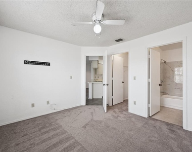 2550 N Alafaya Trail - Photo Thumbnail 8