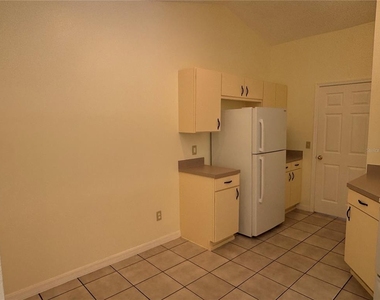 7872 Elmstone Circle - Photo Thumbnail 4