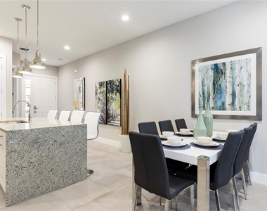 7554 Sunville Avenue - Photo Thumbnail 2