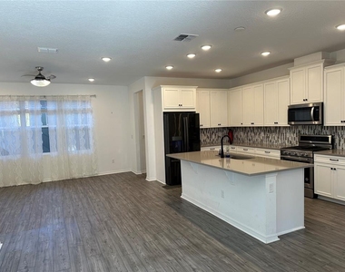 1862 Island Village Way - Photo Thumbnail 6