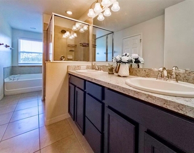 2144 Rookery Lane - Photo Thumbnail 18