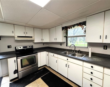 1620 Nora Tyson Road - Photo Thumbnail 7