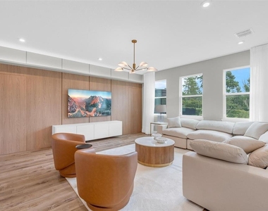 9247 Legado Drive - Photo Thumbnail 24