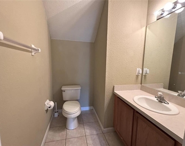 2908 Langdon Lane S - Photo Thumbnail 3