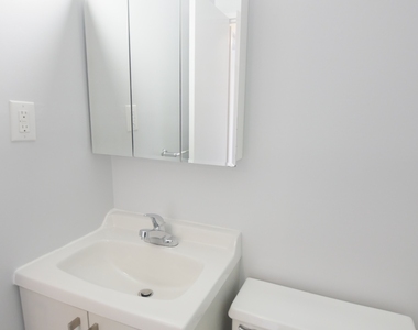225 East 85th Street - Photo Thumbnail 9