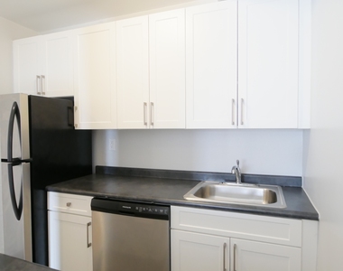 225 East 85th Street - Photo Thumbnail 8