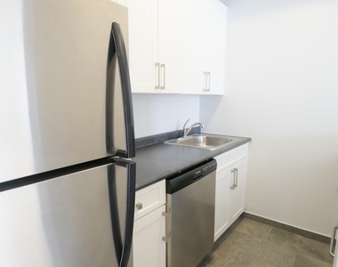 225 East 85th Street - Photo Thumbnail 7