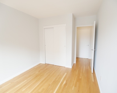 225 East 85th Street - Photo Thumbnail 4