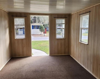 196 Sunset Drive - Photo Thumbnail 8