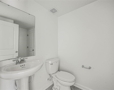 3286 Laurent Loop - Photo Thumbnail 10
