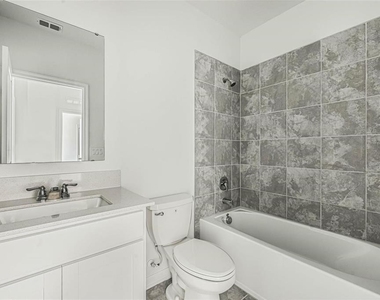 3286 Laurent Loop - Photo Thumbnail 17