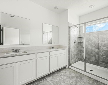 3286 Laurent Loop - Photo Thumbnail 14