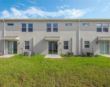 3286 Laurent Loop - Photo Thumbnail 19