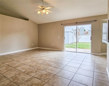 5260 English Drive - Photo Thumbnail 2