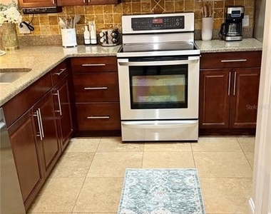 4700 Sw Archer Road - Photo Thumbnail 7