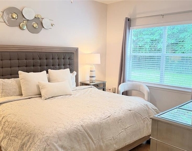 4700 Sw Archer Road - Photo Thumbnail 10