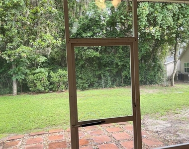 4700 Sw Archer Road - Photo Thumbnail 14