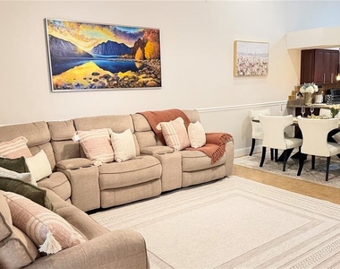 4700 Sw Archer Road - Photo Thumbnail 4