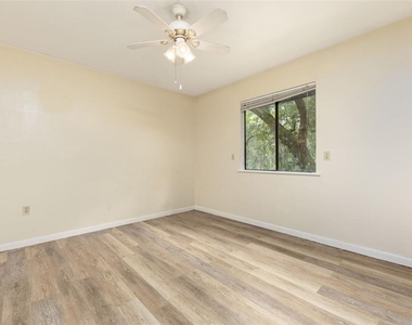 77 Se 16th Avenue - Photo Thumbnail 10