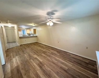 77 Se 16th Avenue - Photo Thumbnail 7